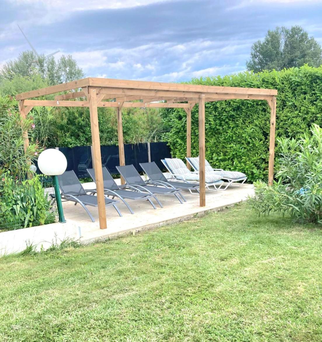 Au Calme, Confortable Avec Terrasse Le Pouzin Eksteriør billede
