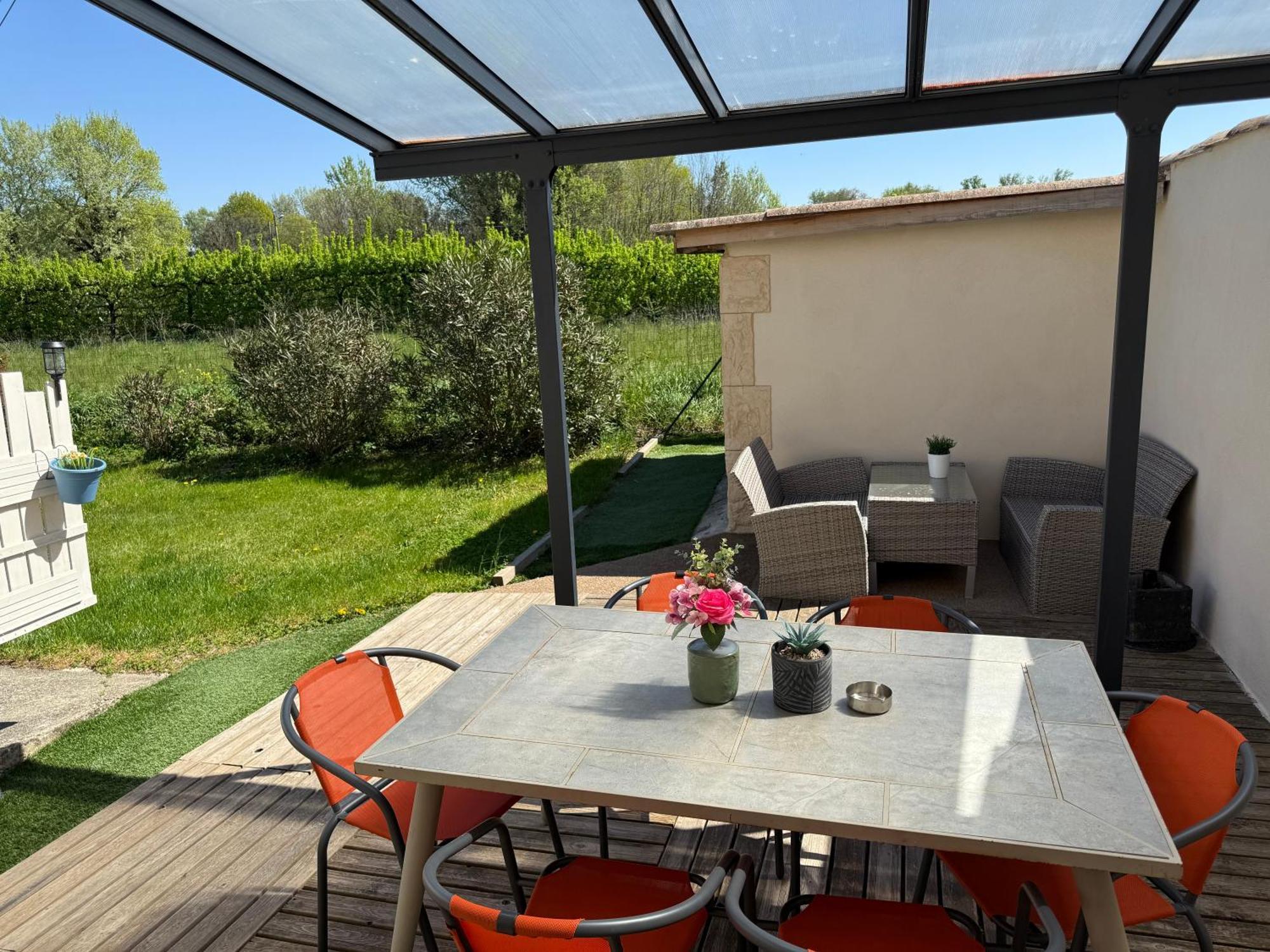 Au Calme, Confortable Avec Terrasse Le Pouzin Eksteriør billede